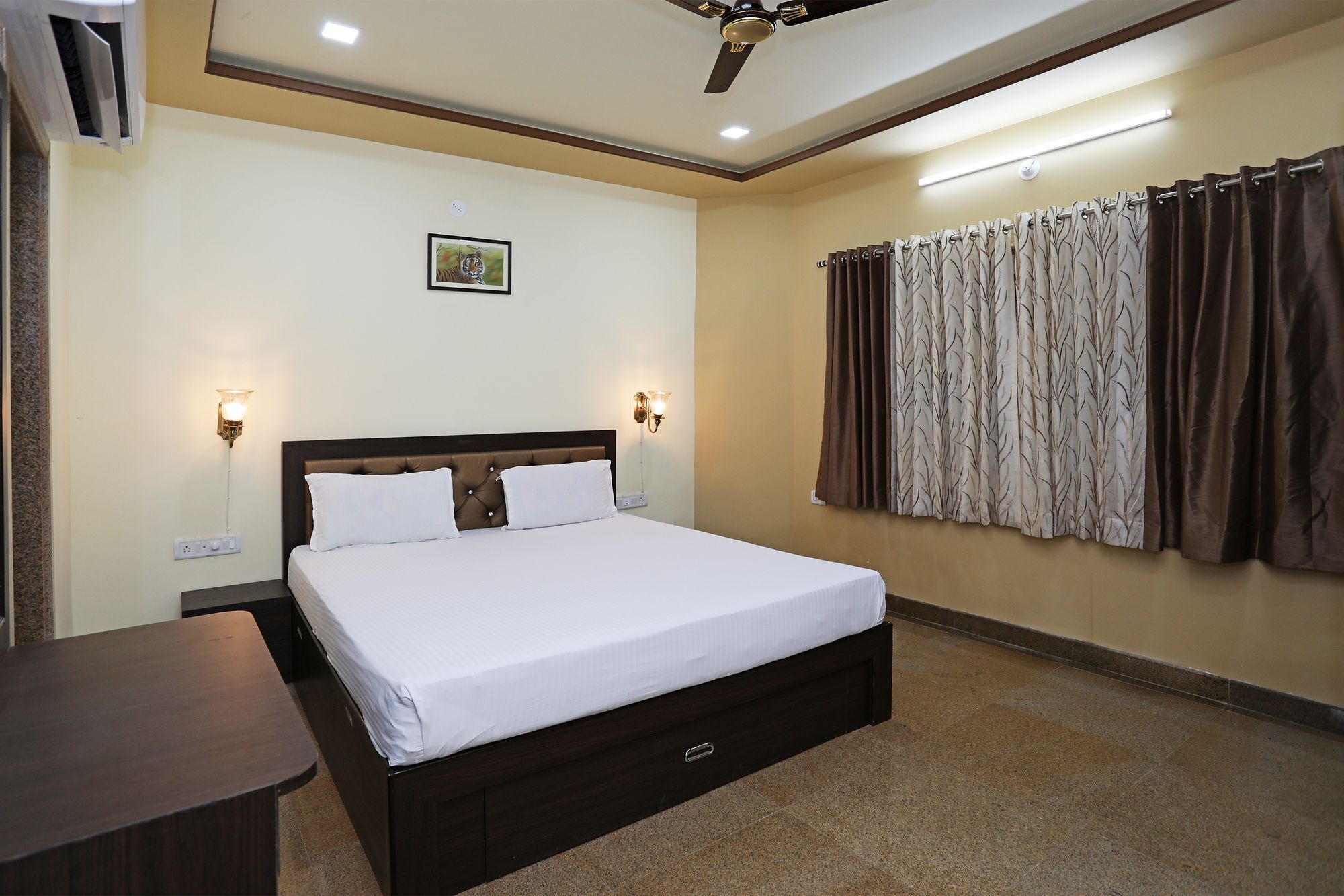 Oyo 9428 Hill View Room Goverdhan Vilas Udaipur Luaran gambar