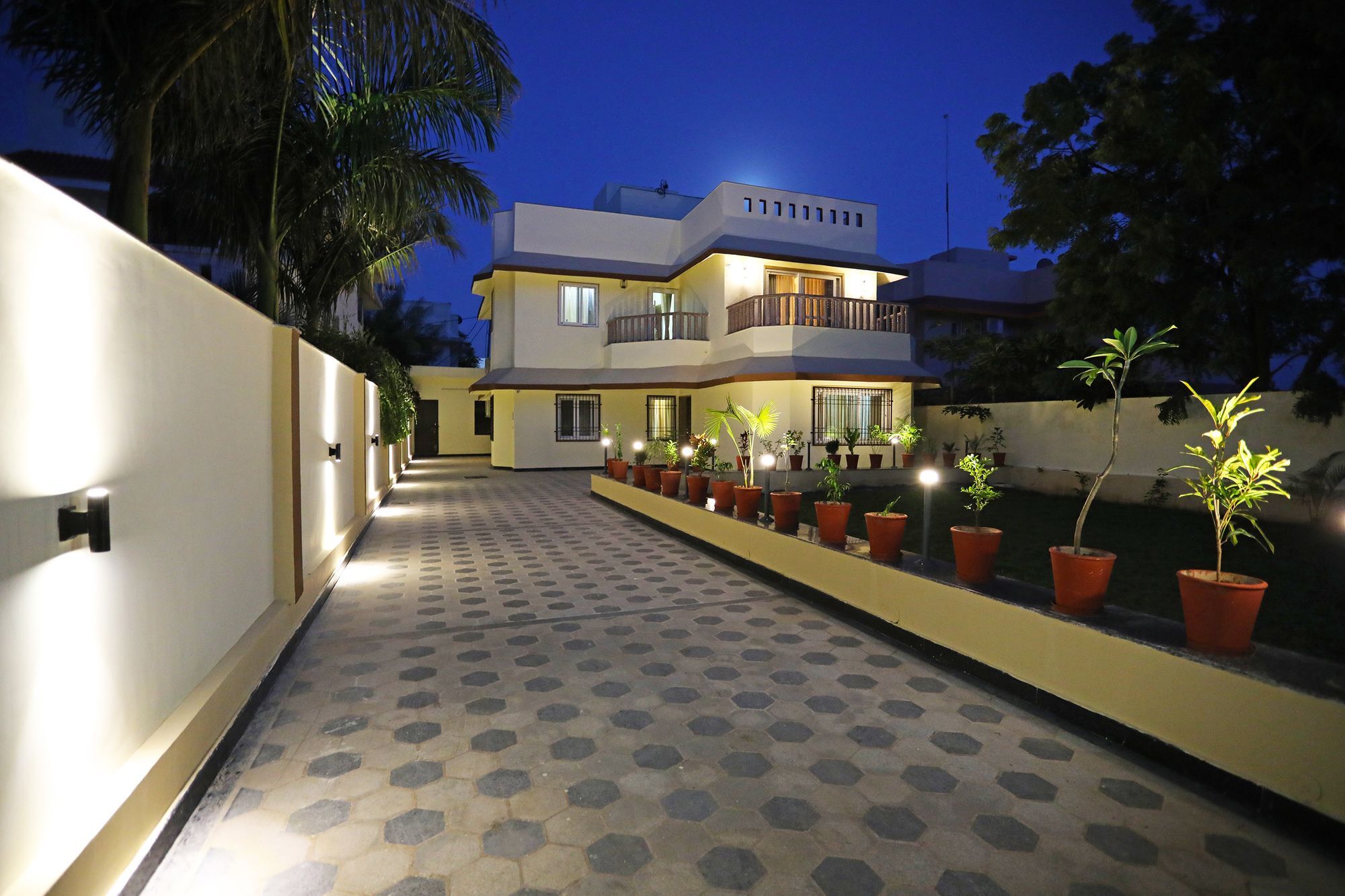 Oyo 9428 Hill View Room Goverdhan Vilas Udaipur Luaran gambar