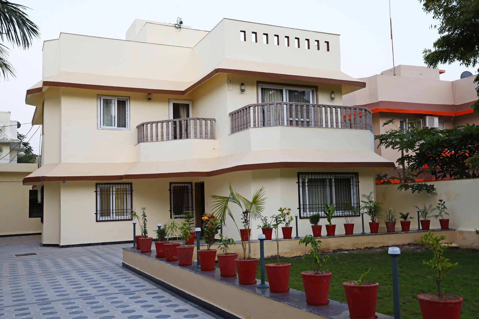 Oyo 9428 Hill View Room Goverdhan Vilas Udaipur Luaran gambar